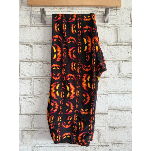 NEW Jack-o'-lantern OS LulaRoe Leggings Small Halloween Black Orange Pumpkins - Picture 1 of 6